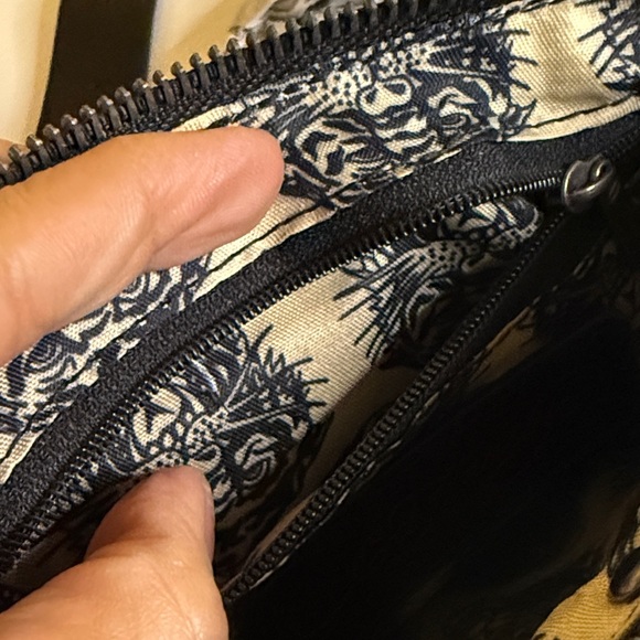 Ed Hardy Black Crossbody Bag with Pink and Red Accents - Picture 14 of 16